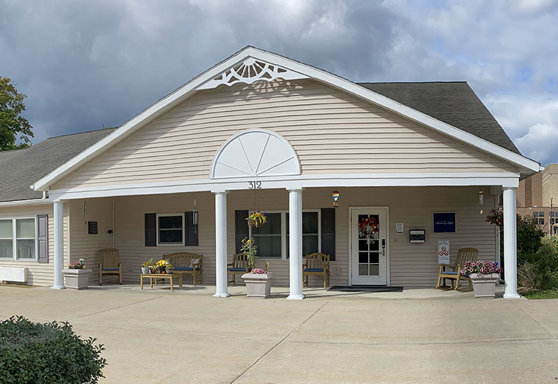 LODGING NEAR SAYRE CAMPUS