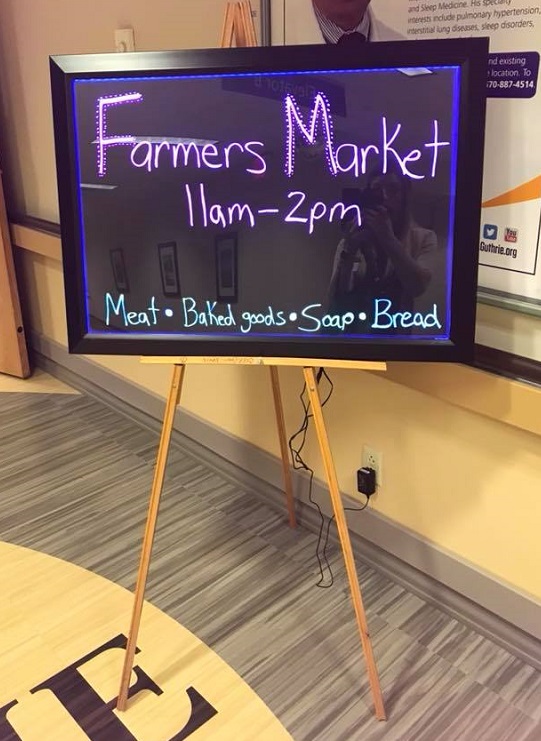 Farmers market sign 