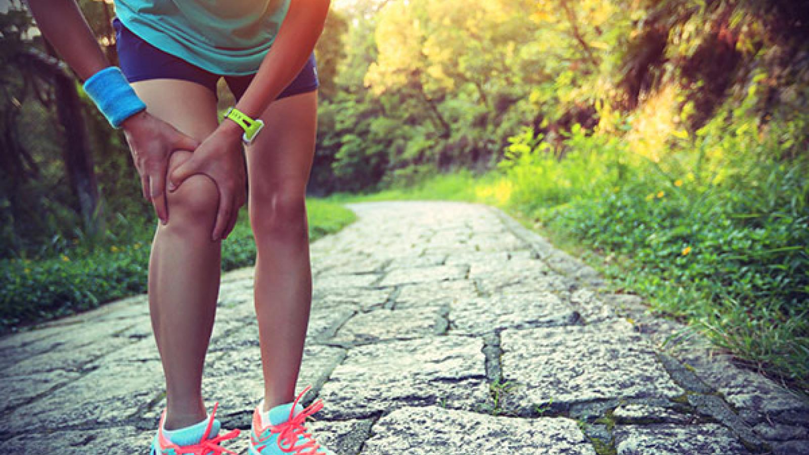 Should You Use Ice or Heat for Knee Pain?