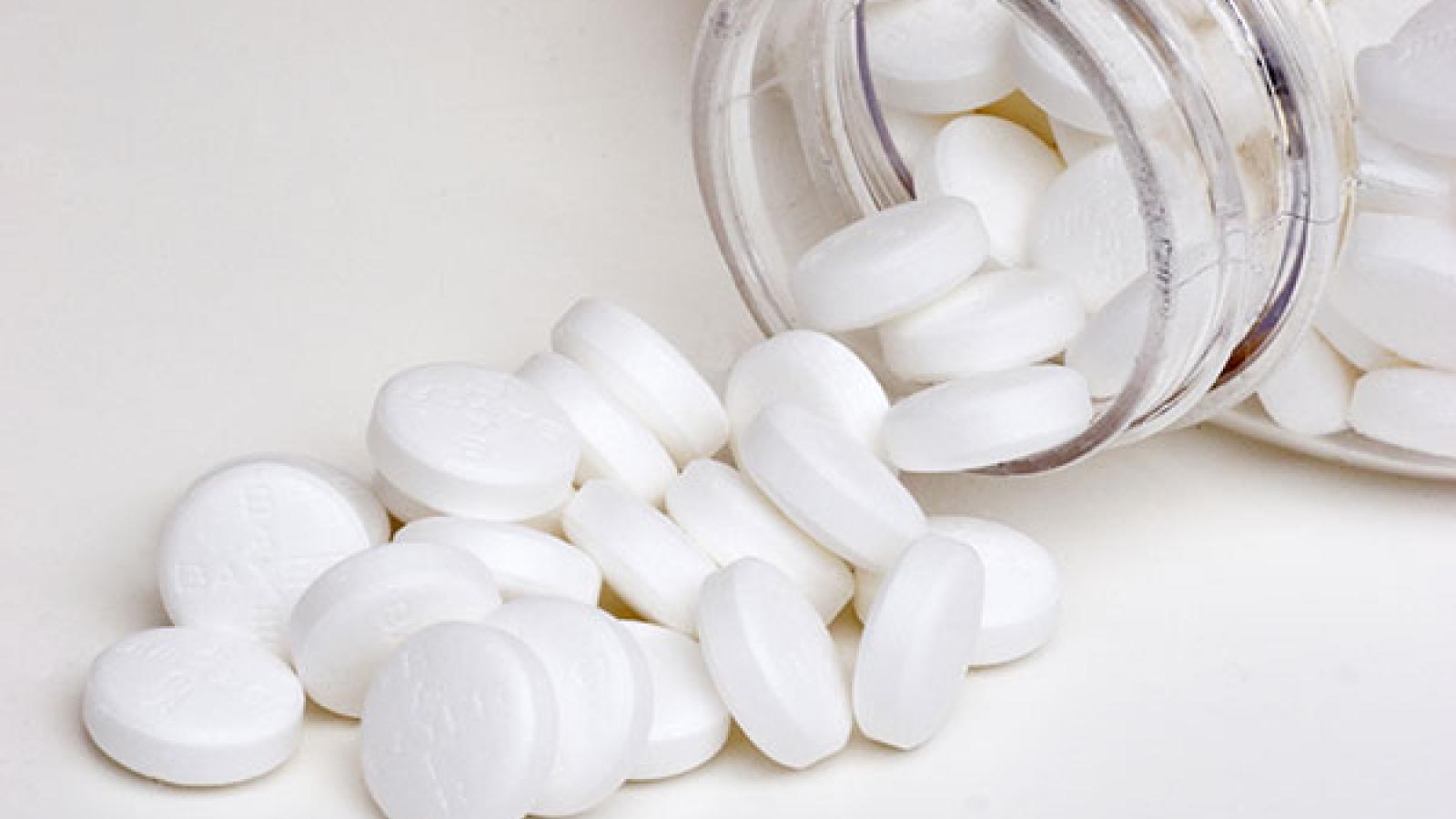 Does an Aspirin a Day Keep Strokes and Heart Attacks Away?