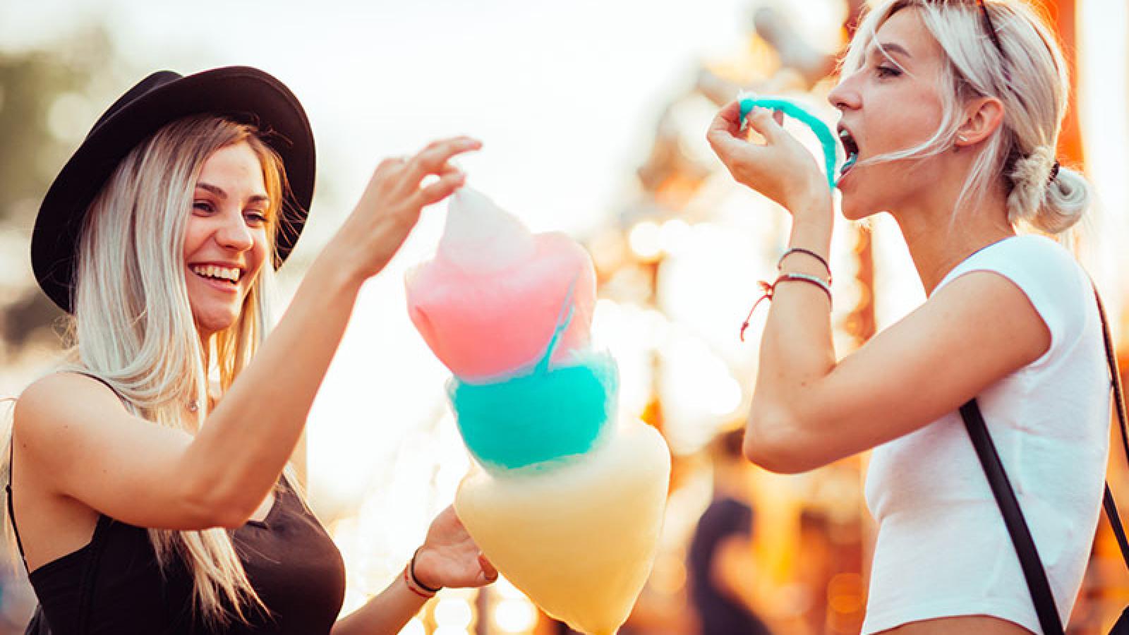 Does Summer Fun Doom Your Diet?