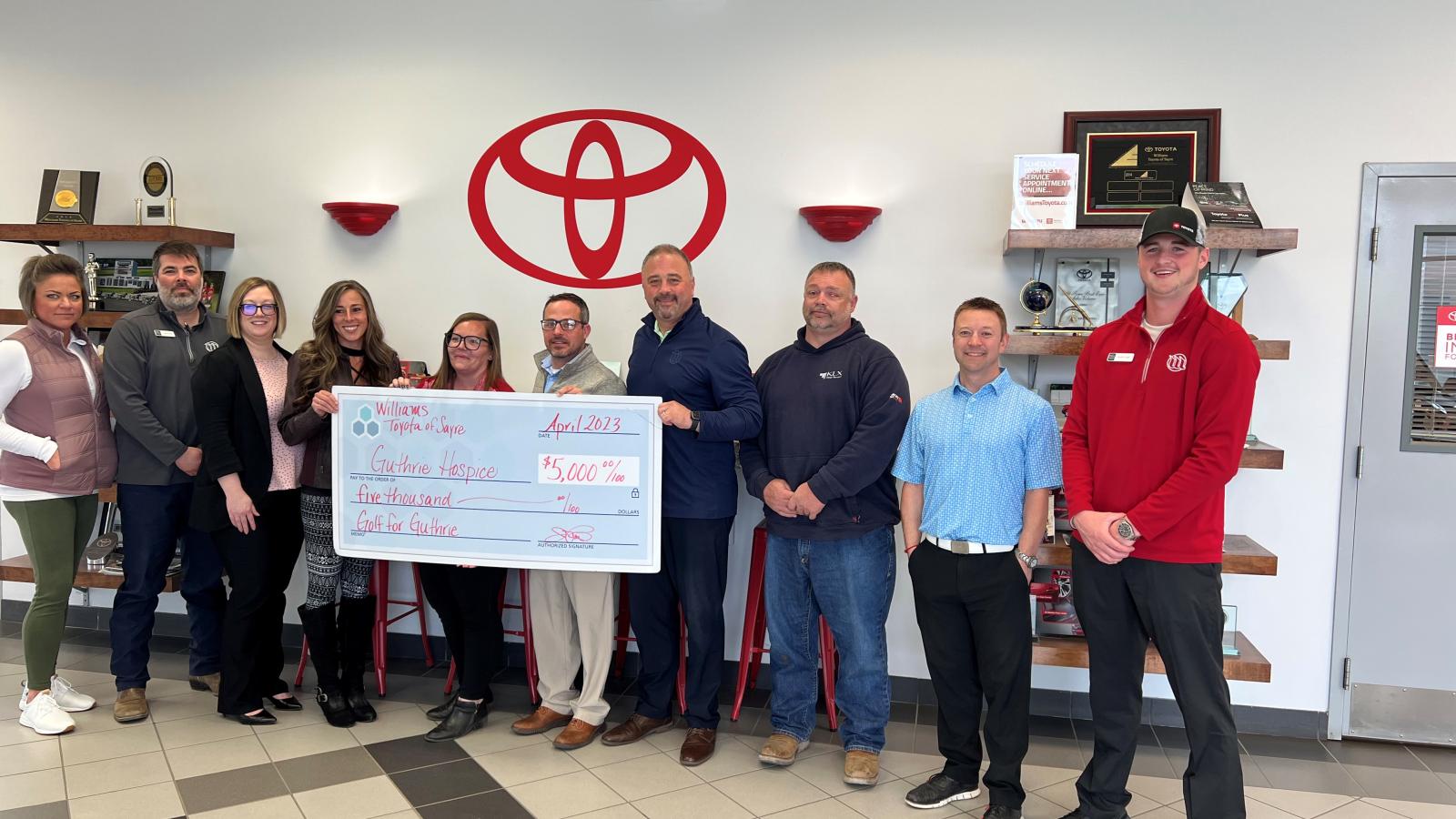 Pictured are members of the Golf for Hospice Planning Committee and team members of Williams Toyota of Sayre.