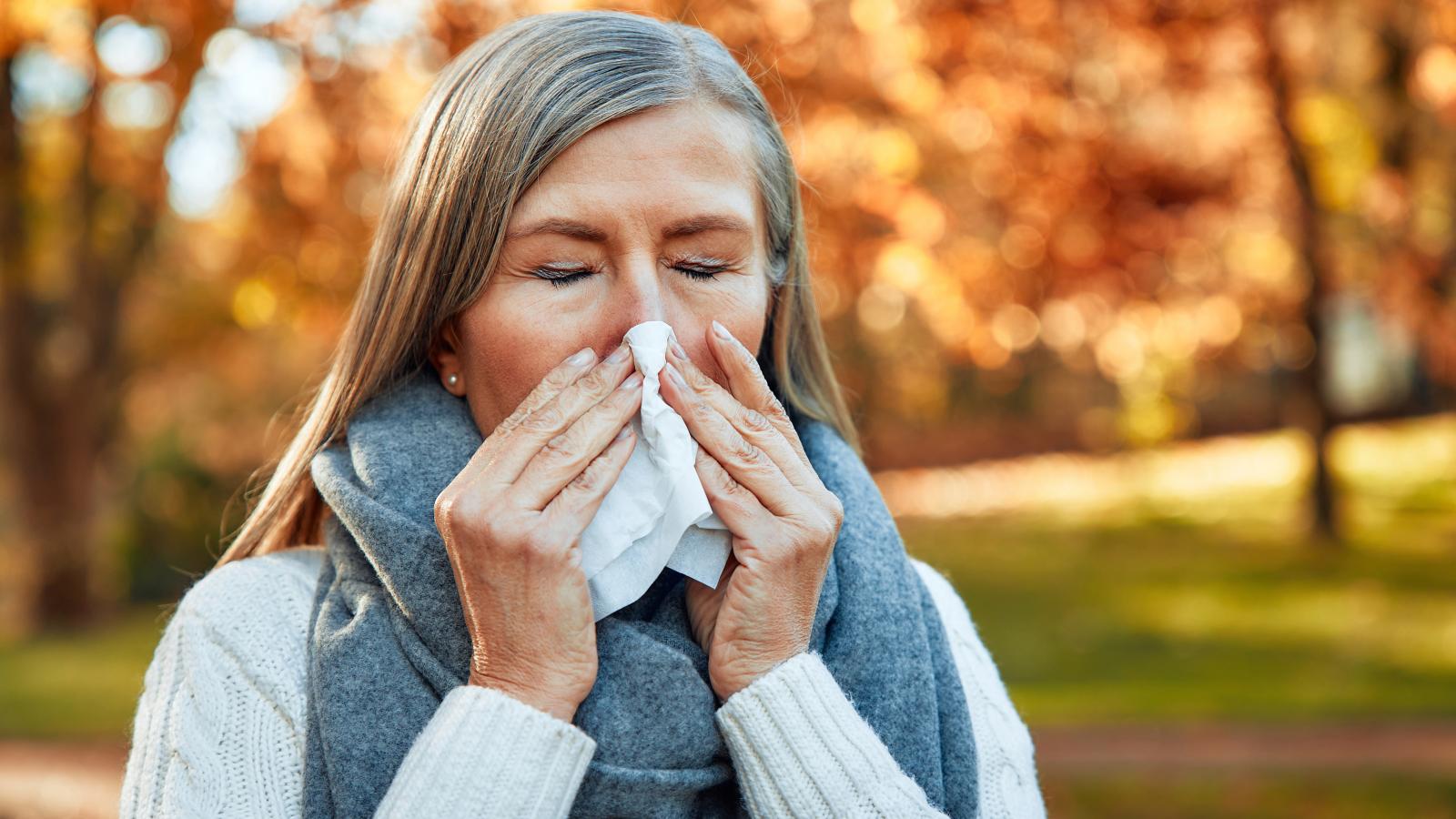 Fall Allergies or a Cold? How to Tell the Difference