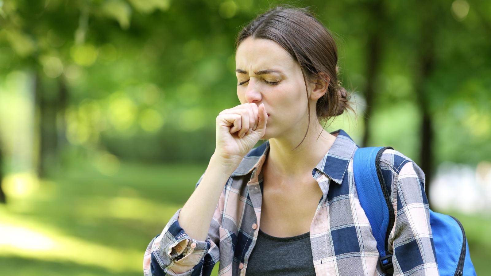 How to Tell the Difference Between Asthma and Allergies