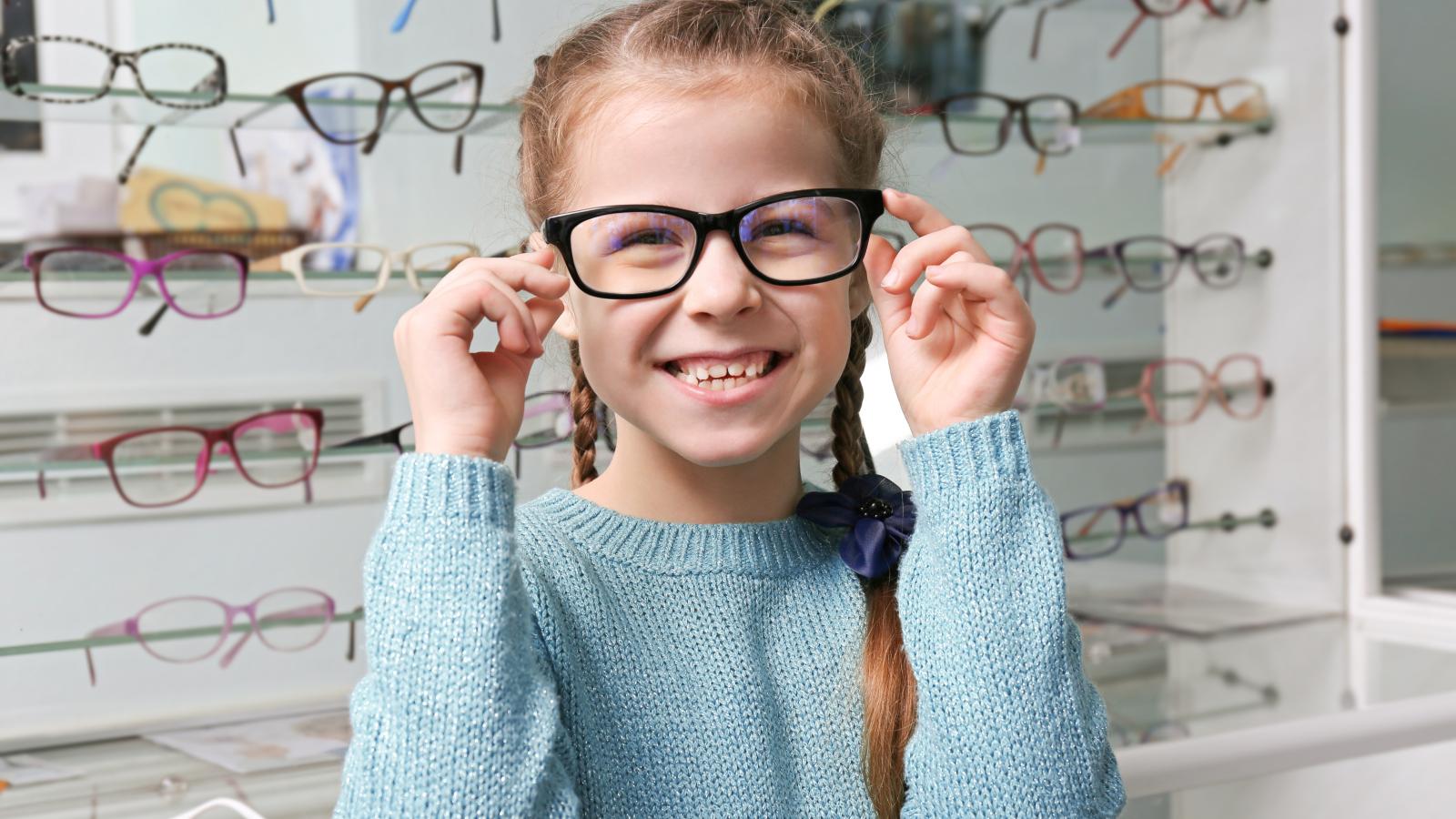 8 Signs Your Child May Need to Wear Glasses