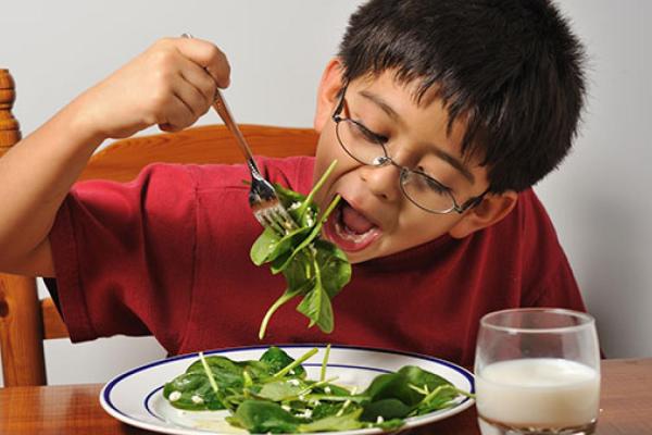 5 Ways to Help Your Kids Eat Right