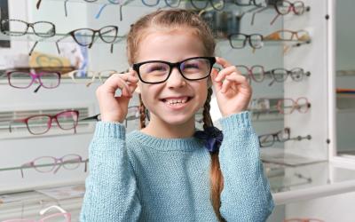 8 Signs Your Child May Need to Wear Glasses