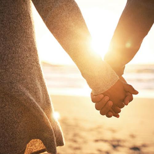 Guthrie is bringing the community together for an evening of hope, support, and empowerment at its annual Shine a Light on Lung Cancer event in recognition of Lung Cancer Awareness Month.   The free event takes place Thursday, Nov. 6, from 5–8 p.m. at the Best Western Grand Victorian Inn in Sayre.